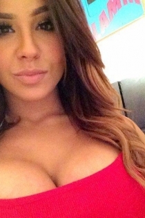 Cybele (27 ans) - Escorte à Dublin / Irlande